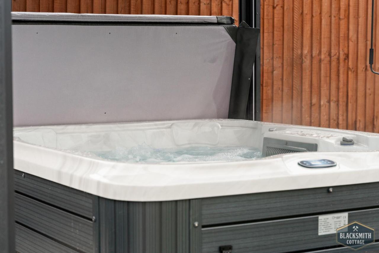 6Br Luxury Cottage, Hot Tubs, Hoar Cross, Staffordshire Newborough  Exteriér fotografie